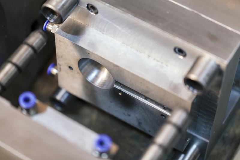 Como Escolher um Fabricante de Molde para Injeção Eficiente