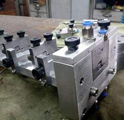 comércio de moldes para extrusão